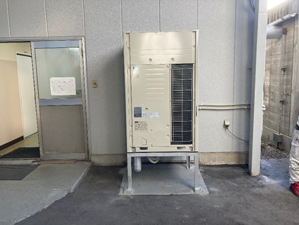 大阪府航空業のお客様より、塗料庫空調設備新設工事のご依頼
